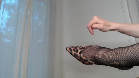 Ivy Rosie online show from April 2026 12:06:01 AM