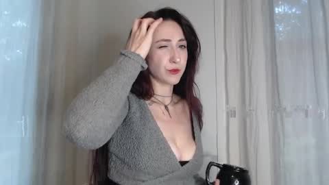 Ivy Rosie online show from April 2026 11:42:02 PM