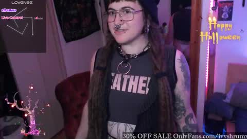 Snapshot of ivyshrumx chatting on October 2025 02:12:01 AM Ivy ShrumX online show from October 2025 02:12:01 AM