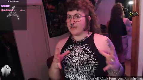 Snapshot of ivyshrumx chatting on December 2025 02:39:01 AM Ivy ShrumX online show from December 2025 02:39:01 AM