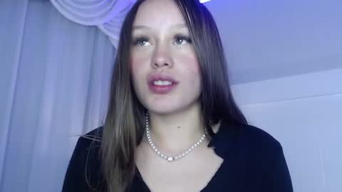 Snapshot of ivyy_crystal chatting on February 2025 03:07:01 PM Ivy online show from February 2025 03:07:01 PM