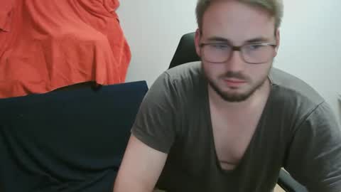 Snapshot of iwantfucknow chatting on December 2025 07:09:01 PM iwantfucknow online show from December 2025 07:09:01 PM