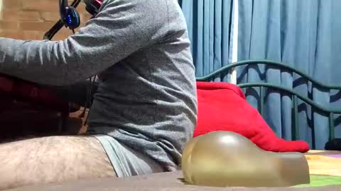 iwanturarse online show from November 2025 12:10:01 AM