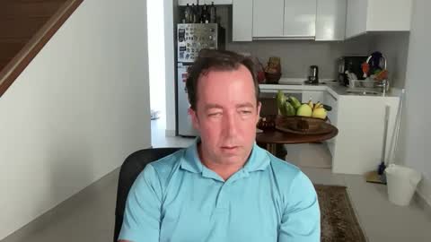 Snapshot of iwantuu2 chatting on September 2025 08:50:02 AM chat with me to find out online show from September 2025 08:50:02 AM