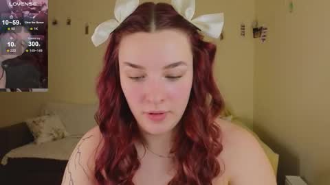 Snapshot of iwi_wi_wi chatting on February 2026 07:45:02 PM Daisy online show from February 2026 07:45:02 PM