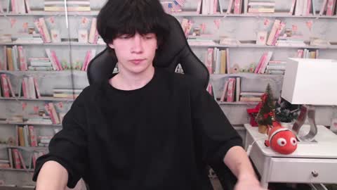 Snapshot of iwillfall_ chatting on December 2024 09:09:01 AM Maxim online show from December 2024 09:09:01 AM