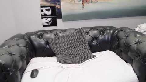 Snapshot of iwillfall_ chatting on December 2024 03:32:01 AM Maxim online show from December 2024 03:32:01 AM