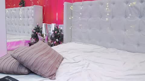 Snapshot of iwillfall_ chatting on December 2024 01:39:01 AM Maxim online show from December 2024 01:39:01 AM