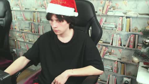 Snapshot of iwillfall_ chatting on December 2024 08:42:02 PM Maxim online show from December 2024 08:42:02 PM