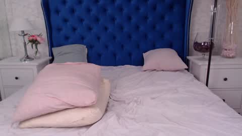 Snapshot of iwillfall_ chatting on February 2025 01:43:01 AM Maxim online show from February 2025 01:43:01 AM