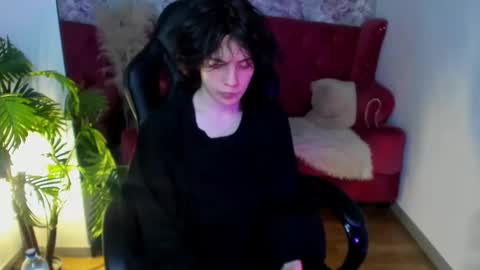 Snapshot of iwillfall_ chatting on March 2025 05:50:02 AM Maxim online show from March 2025 05:50:02 AM