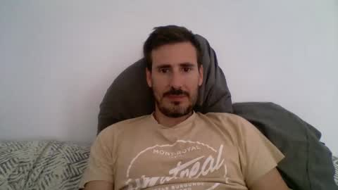 Snapshot of iyoperro chatting on September 2025 10:20:02 AM Casandro online show from September 2025 10:20:02 AM