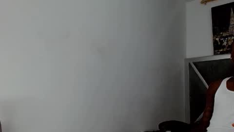 izan_ziratz online show from March 2025 07:59:02 PM