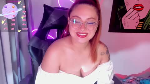 hot izys online show from February 2025 09:23:02 PM