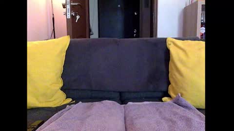 izzy53220 online show from October 2025 07:45:01 AM