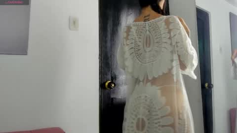 Snapshot of izzy_cum chatting on October 2025 07:24:01 PM Izzy online show from October 2025 07:24:01 PM