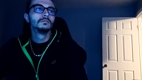 Snapshot of j1277 chatting on January 2025 05:02:02 AM Yoursexxyguy online show from January 2025 05:02:02 AM