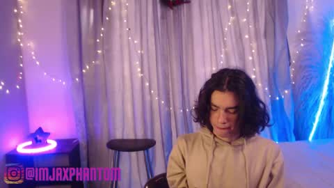 Snapshot of j_a_x_x_x_o_n chatting on December 2024 12:38:01 PM Hey im Jaxxxon check my info online show from December 2024 12:38:01 PM