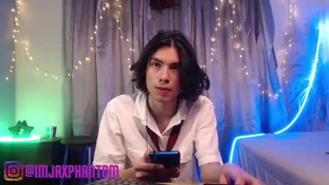 Snapshot of j_a_x_x_x_o_n chatting on December 2024 08:11:02 AM Hey im Jaxxxon check my info online show from December 2024 08:11:02 AM