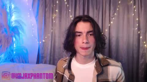 Snapshot of j_a_x_x_x_o_n chatting on January 2025 10:59:02 AM Hey im Jaxxxon check my info online show from January 2025 10:59:02 AM
