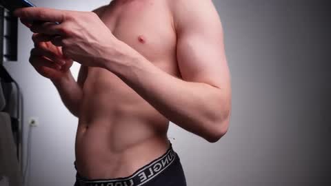 Snapshot of j_akira13 chatting on November 2025 09:48:02 AM Danny online show from November 2025 09:48:02 AM