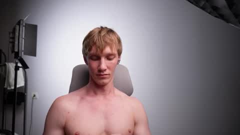 Snapshot of j_akira13 chatting on November 2025 06:34:02 PM Danny online show from November 2025 06:34:02 PM