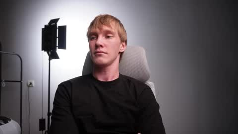 Snapshot of j_akira13 chatting on November 2025 07:08:01 AM Danny online show from November 2025 07:08:01 AM