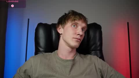 Snapshot of j_akira13 chatting on December 2025 12:10:01 PM Danny online show from December 2025 12:10:01 PM