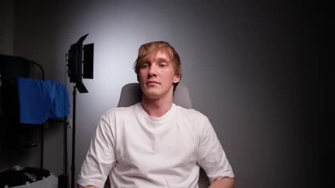 Snapshot of j_akira13 chatting on December 2025 08:24:02 PM Danny online show from December 2025 08:24:02 PM