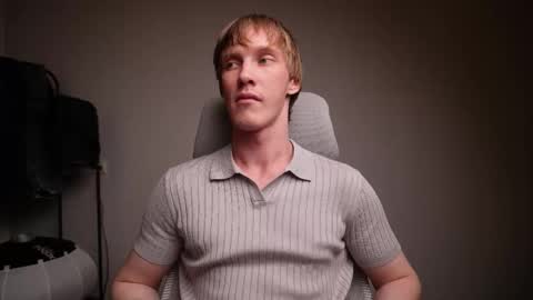 Snapshot of j_akira13 chatting on December 2025 05:53:01 PM Danny online show from December 2025 05:53:01 PM