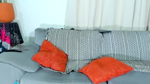 Calix  Independient model Insta and twt Calixsnake online show from December 2024 01:19:01 AM