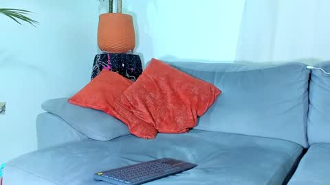 Calix  Independient model Insta and twt Calixsnake online show from December 2024 05:20:02 AM