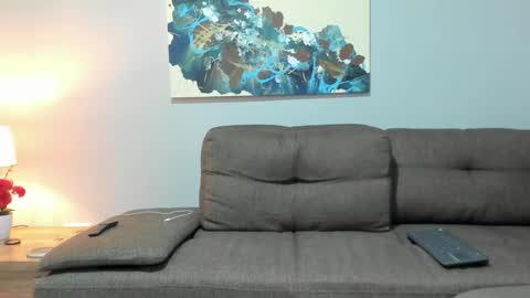 Calix  Independient model Insta and twt Calixsnake online show from September 2025 07:57:02 PM