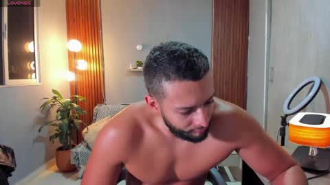 Calix  Independient model Insta and twt Calixsnake online show from April 2026 11:54:02 PM