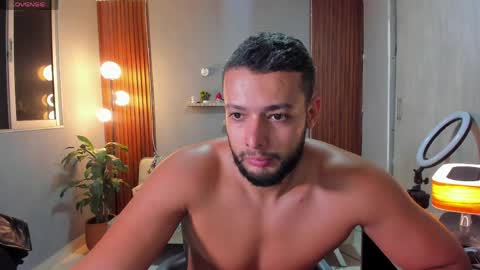 Calix  Independient model Insta and twt Calixsnake online show from April 2026 11:31:01 PM