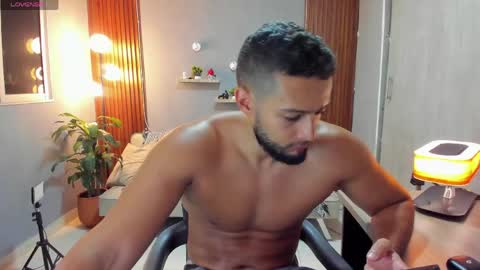 Calix  Independient model Insta and twt Calixsnake online show from May 2026 12:27:01 AM