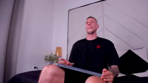 J King online show from June 2026 06:56:01 PM