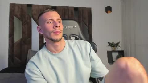J King online show from June 2026 05:54:01 PM