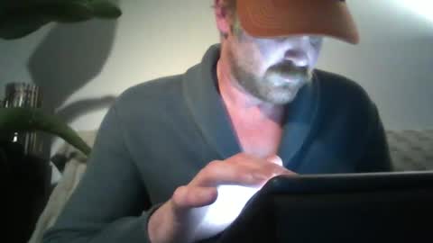 Snapshot of j_tree88 chatting on February 2025 12:17:01 PM TR88 online show from February 2025 12:17:01 PM