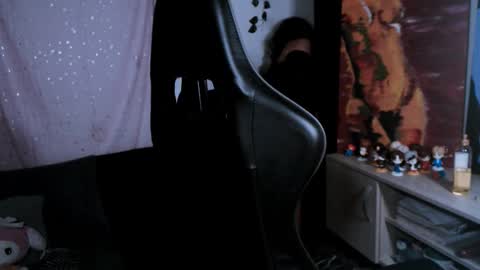 jade 18  online show from December 2025 08:01:02 AM