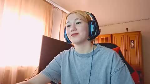 Snapshot of jacelyngarcea chatting on October 2025 08:48:02 AM Lilo online show from October 2025 08:48:02 AM