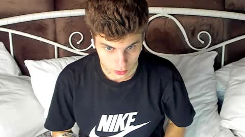 Jack online show from October 2025 07:33:01 AM