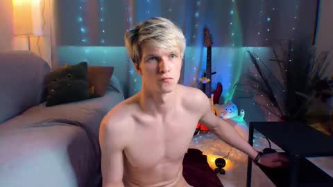 brestonsweet online show from March 2026 06:19:02 AM