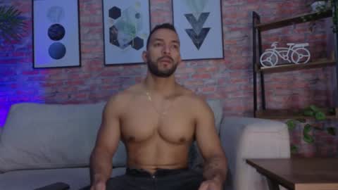 jack_kum online show from May 2026 07:31:02 PM