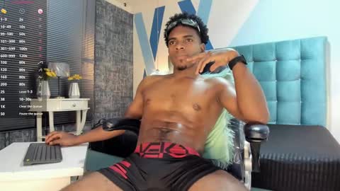Snapshot of jack_muscles69_ chatting on February 2025 06:58:02 PM Jack online show from February 2025 06:58:02 PM