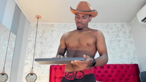Snapshot of jack_muscles69_ chatting on September 2025 12:48:01 PM Jack online show from September 2025 12:48:01 PM