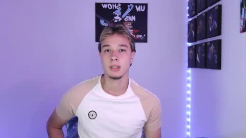 J online show from October 2025 04:55:01 AM