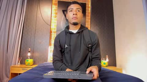 Snapshot of jackandjoes chatting on December 2025 03:03:01 AM Jack and Joes online show from December 2025 03:03:01 AM