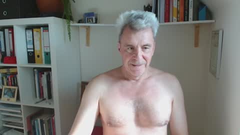 jackblack650 online show from October 2025 11:47:01 AM