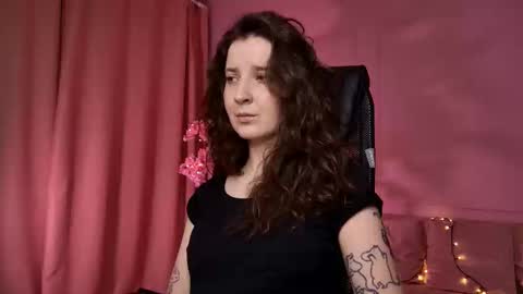 Snapshot of jackiebard chatting on September 2025 01:10:01 PM Jackie Byrd online show from September 2025 01:10:01 PM